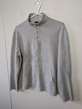 BANANA REPUBLIC 1/4 Zip Gray Sweater Size Medium 100% Supima Cotton Front Pocket